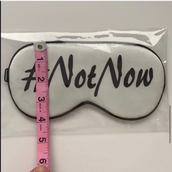 Silk Sleeping Eye Mask Hashtag NotNow White - Picture 7 of 10